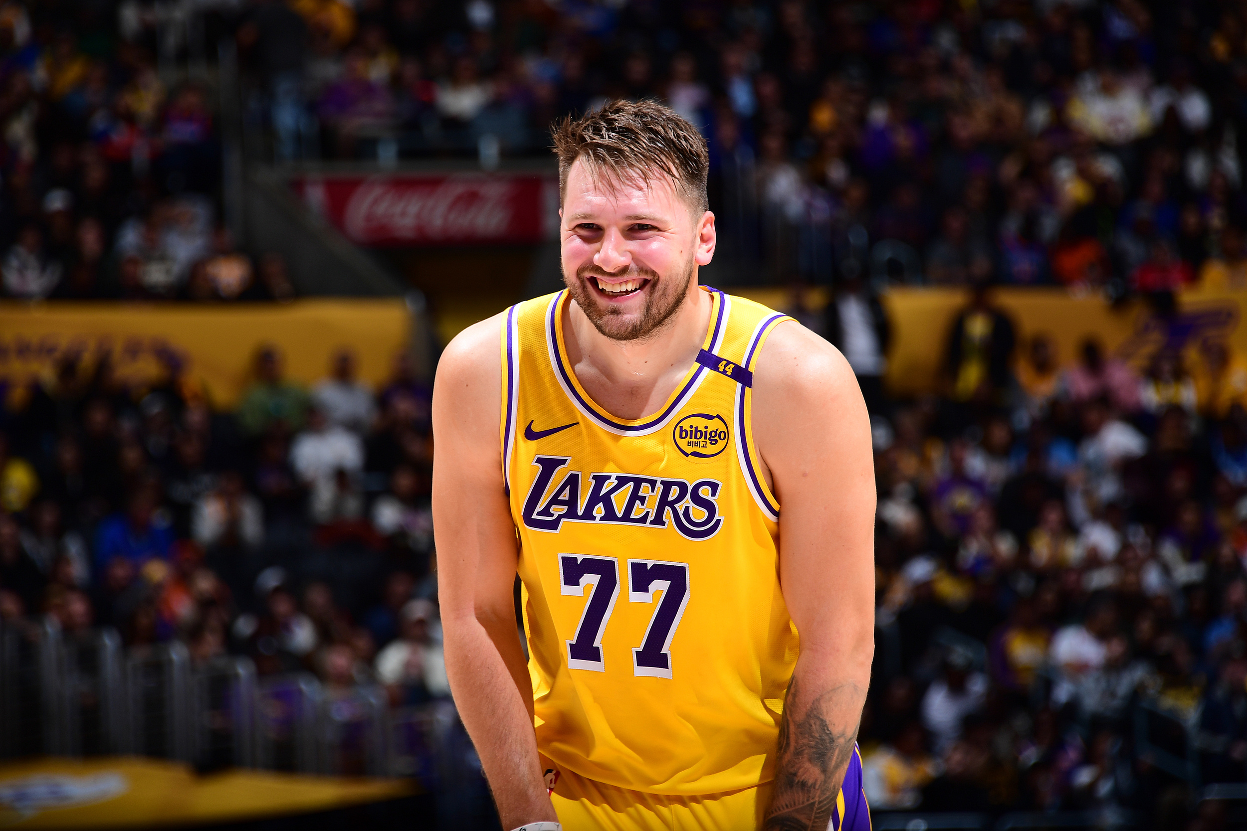 九游电子游艺包含凯恩重要时刻重返赛场，掘金带队取胜！的词条