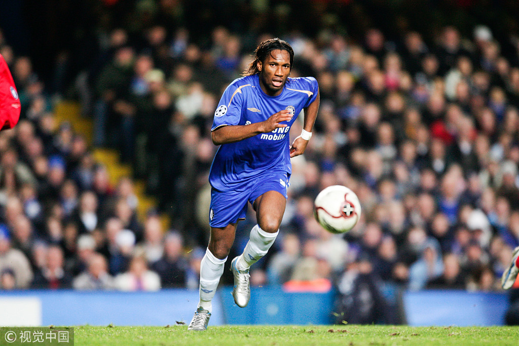 九游电子游艺德罗巴在中国队比赛中出色防守，赛事规则更新引发热议！(德罗巴10佳球)