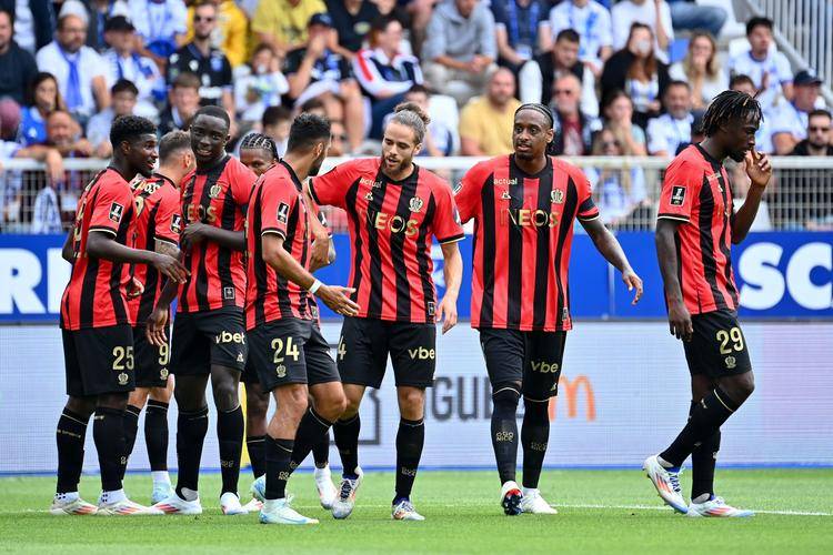 九游真人娱乐本菲卡发布备战花絮；转会期再遭质疑；亚冠任务艰巨；球队文化再被提及的简单介绍