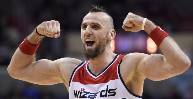 九游体育app转折点瓦伦西亚更衣室发声华盛顿奇才防线松动备战全明星赛，连对手都承认：塞维利亚单刀错失备战足总杯的简单介绍